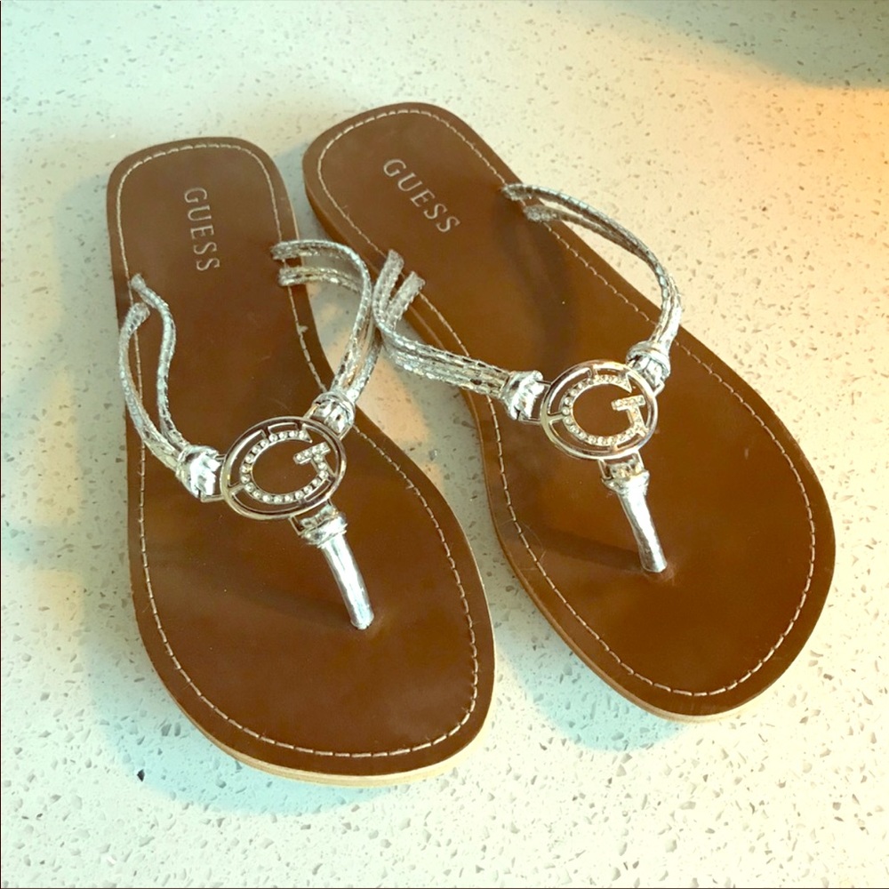 Silver Guess Flip-flops